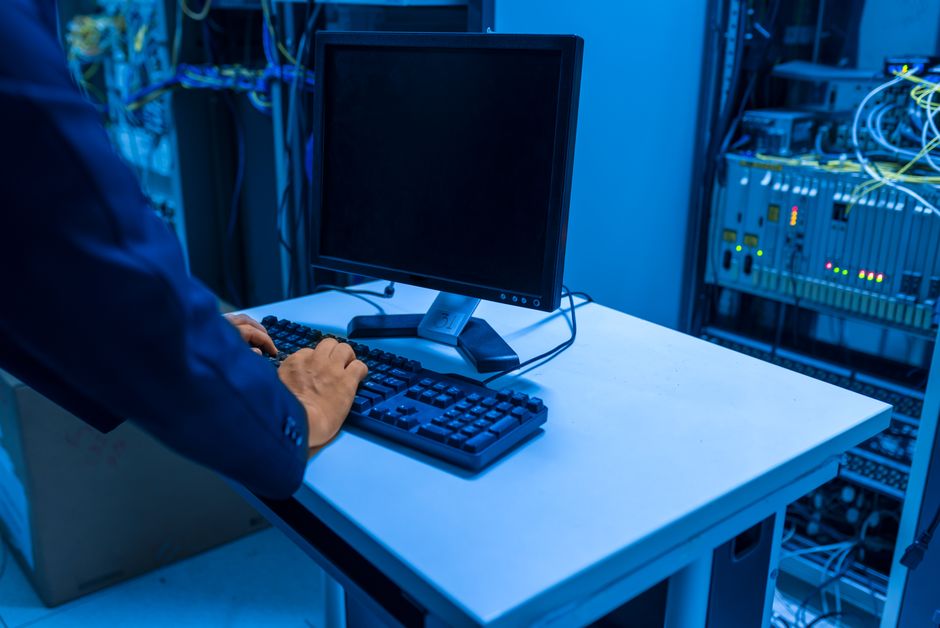 Proxmox noVNC escape key — remap it or just stop it from closing the console